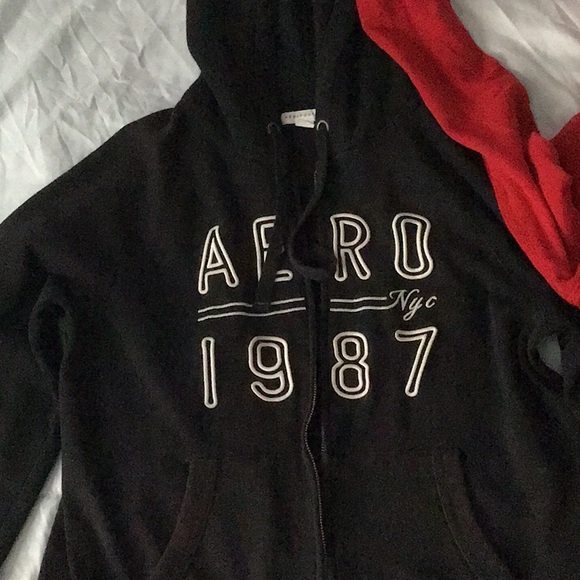 2 sweaters black and red - Picture 2 of 3